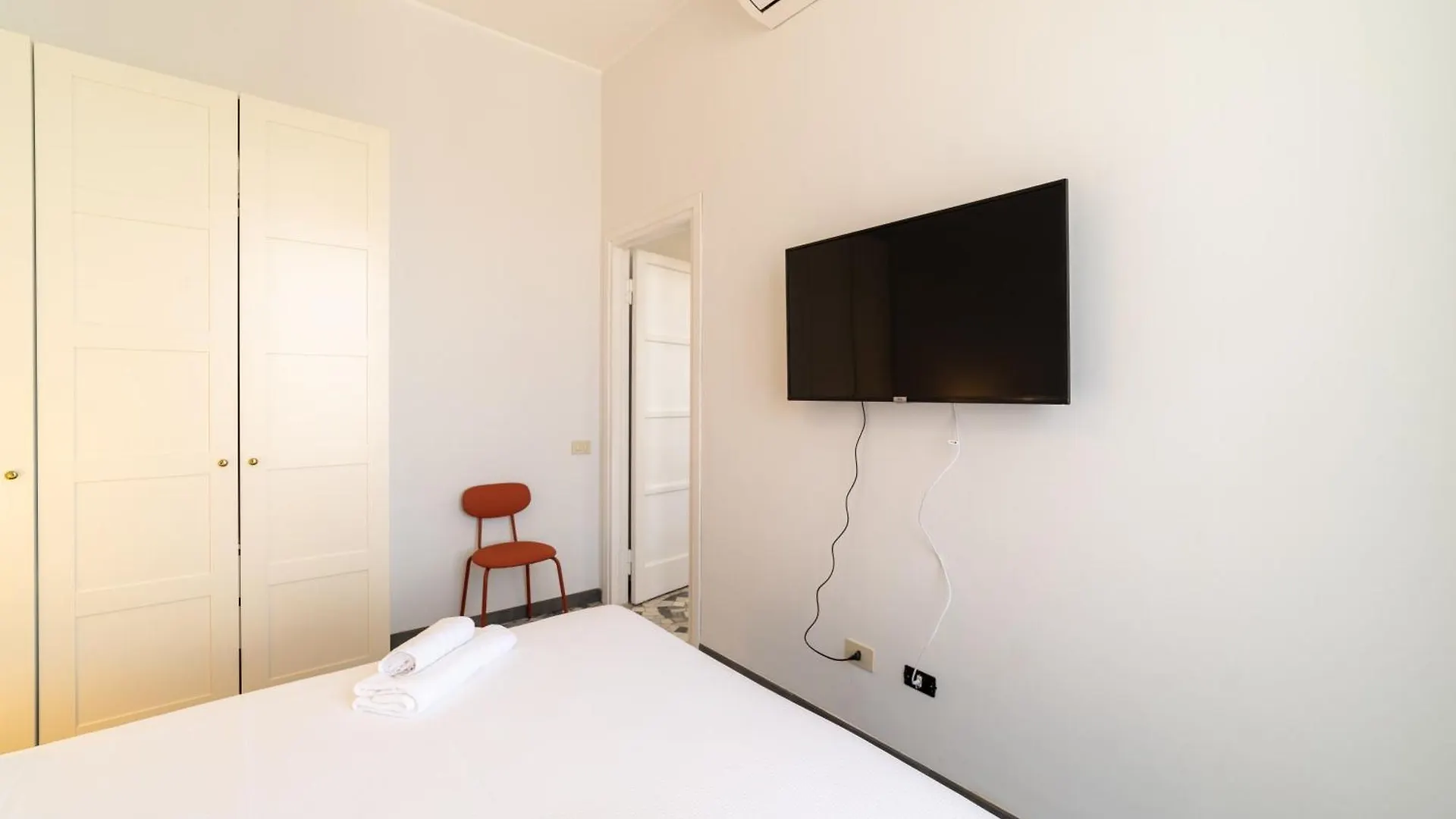 Retreat In The Heart Of Milan - Duomo Apartment