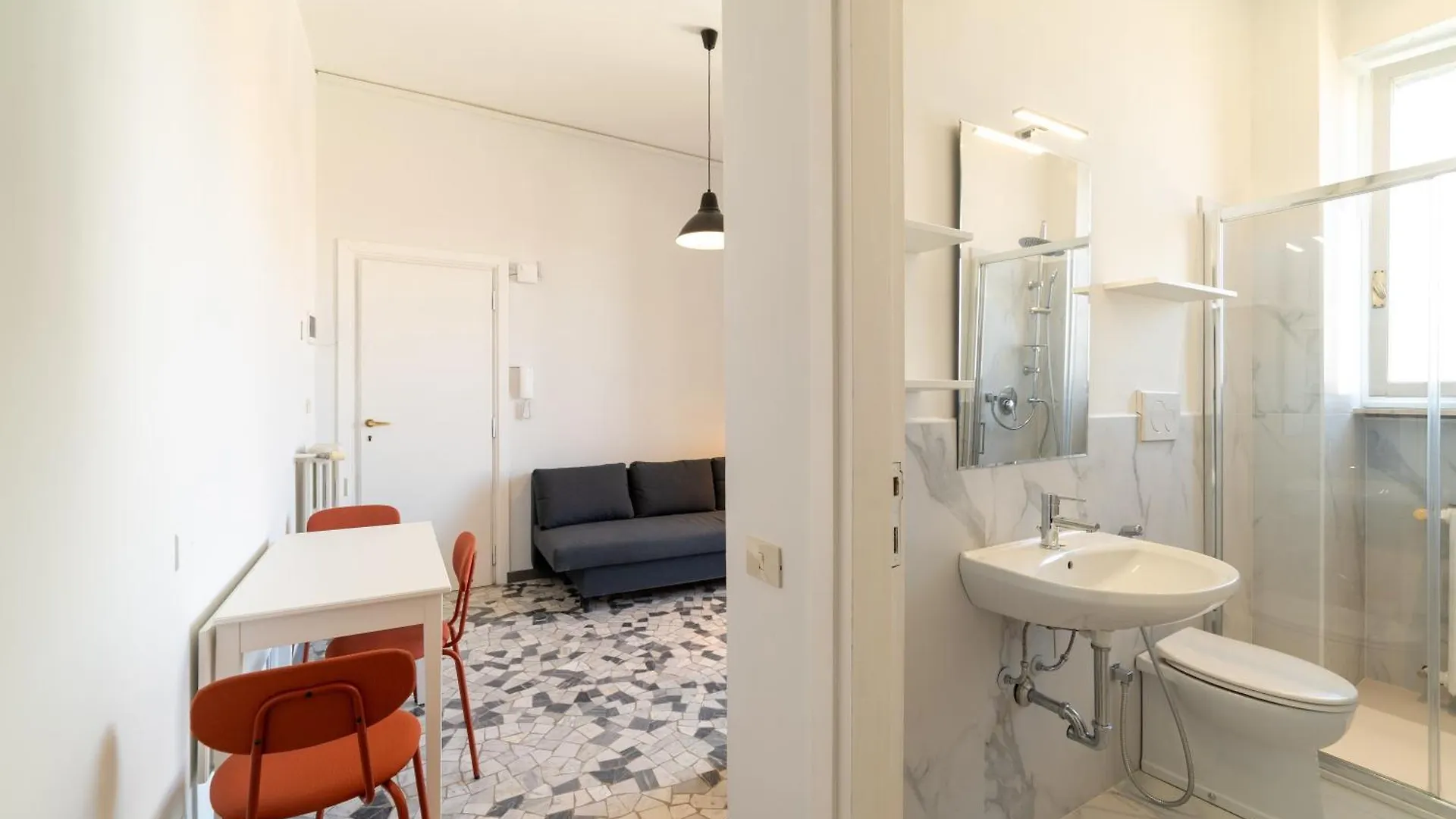 Retreat In The Heart Of Milan - Duomo Apartment